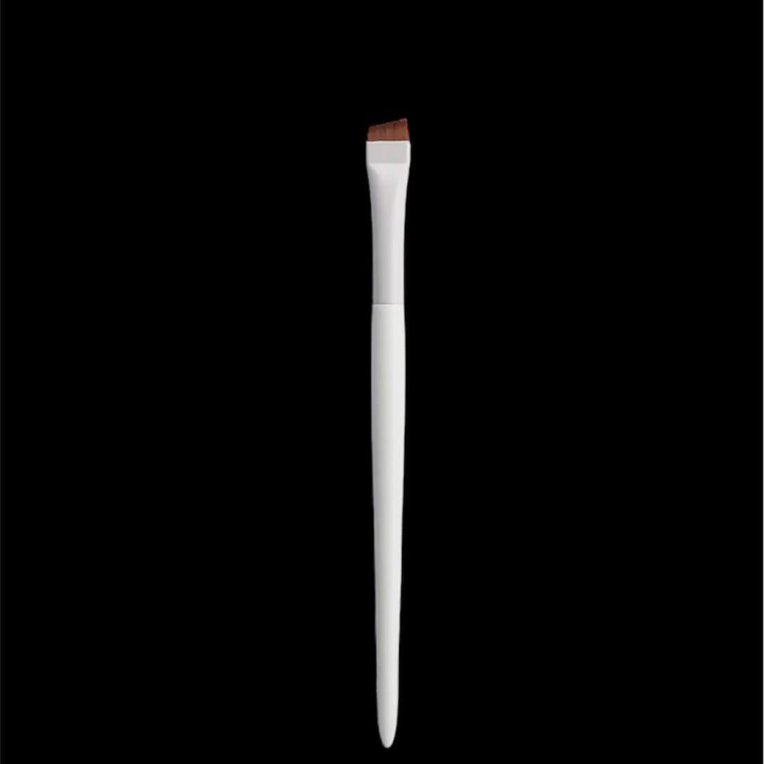 Eyebrow brush